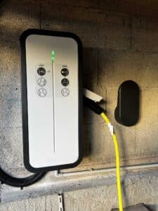 Borne de recharge Hager pour Taxi