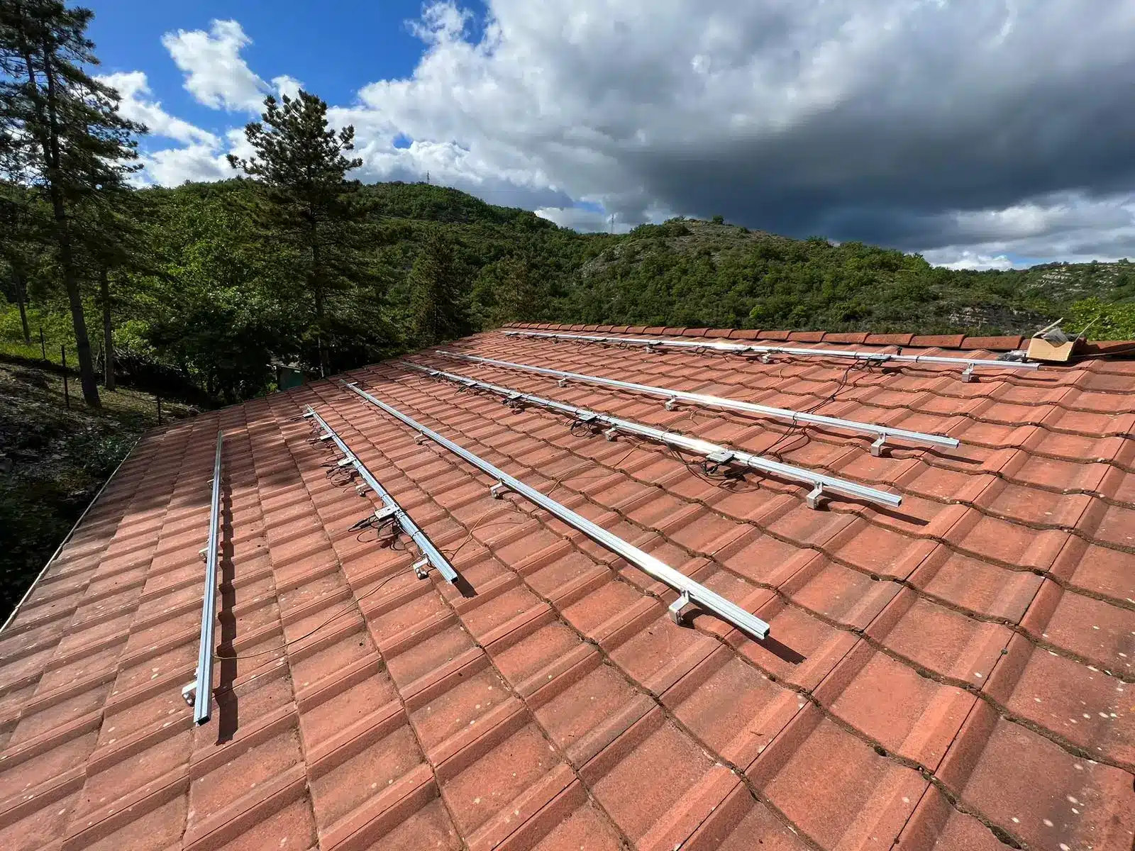 Pose des Rails de support PV