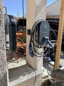 Bornes de recharge VE triphasée Legrand