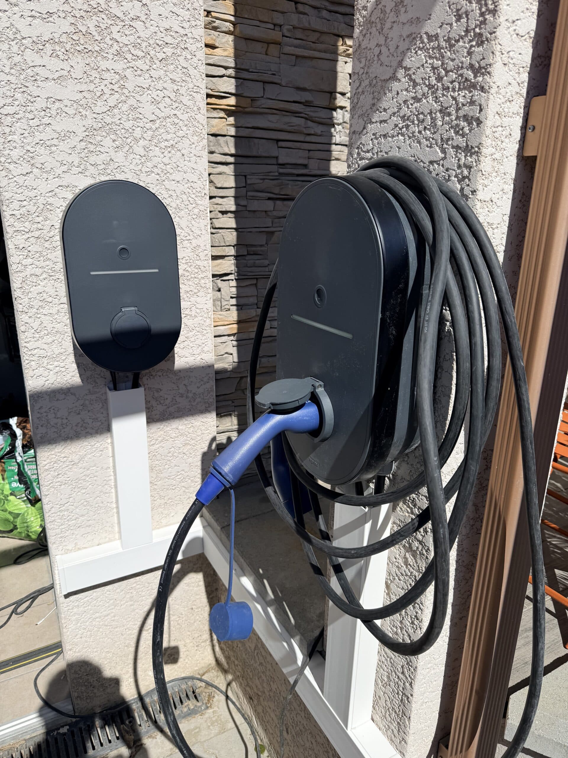 Bornes de recharge VE triphasée Legrand 22kw